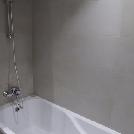 Waterfront Comfortable *