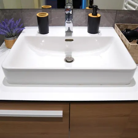 Waterfront Comfortable Appartement Belgrado