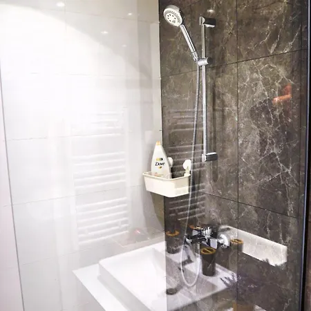 Waterfront Comfortable Apartment